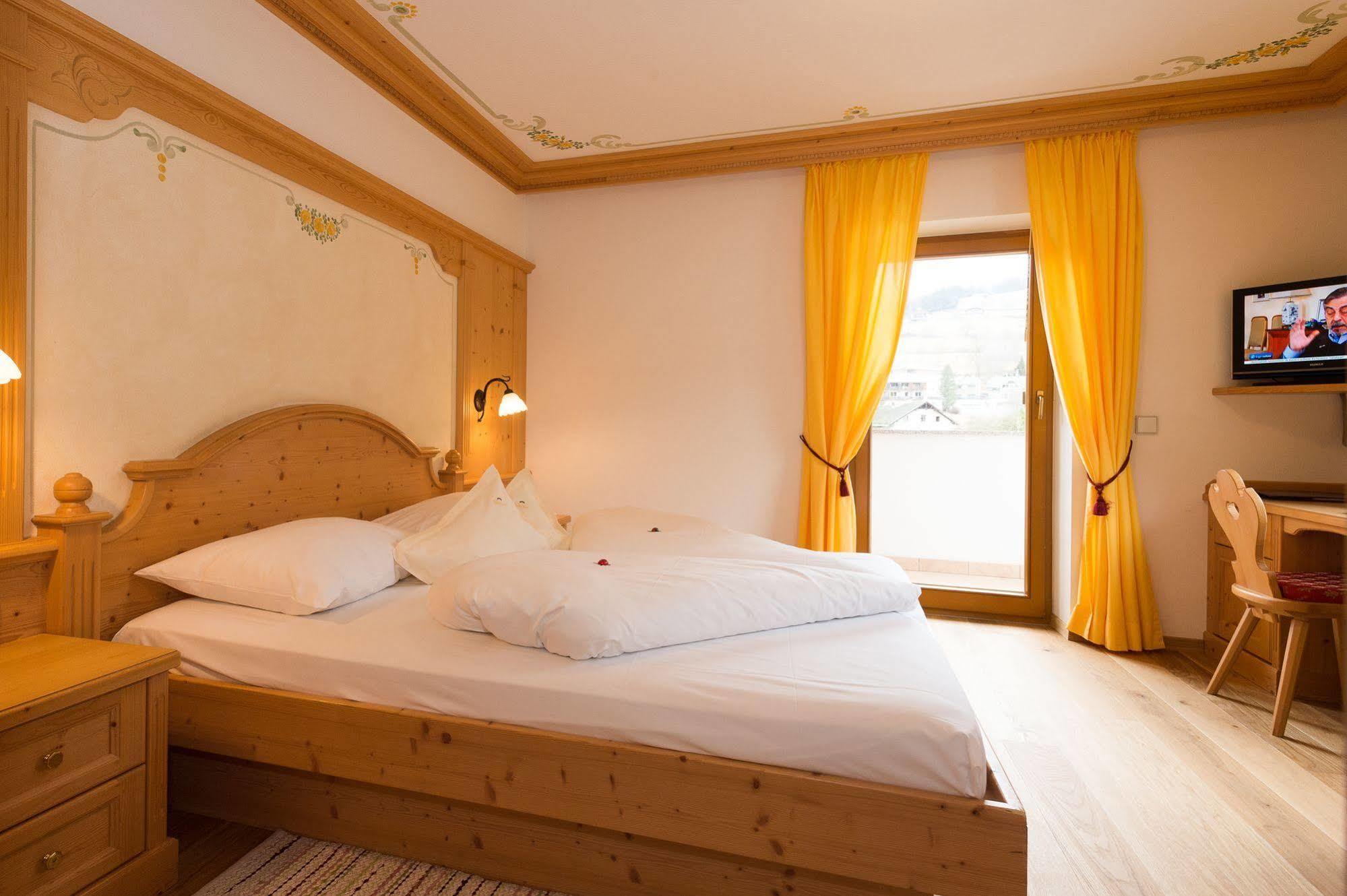 Hotel Weiher 4*